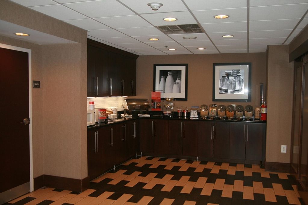 Hampton Inn & Suites Columbus Hilliard Ristorante foto